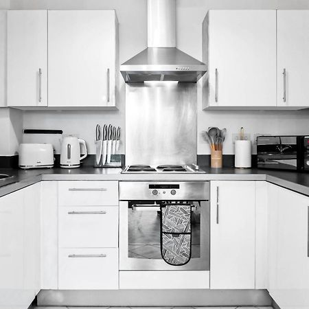 New Luxury City Centre Apartment By Azura Nights Birmingham Extérieur photo